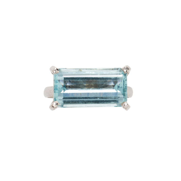 14k white gold aquamarine ring