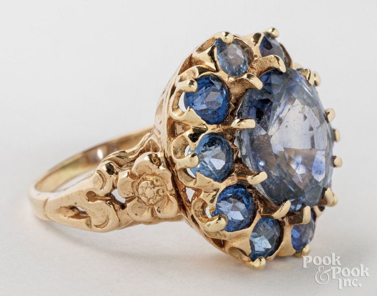 14k yellow gold synthetic sapphire ring