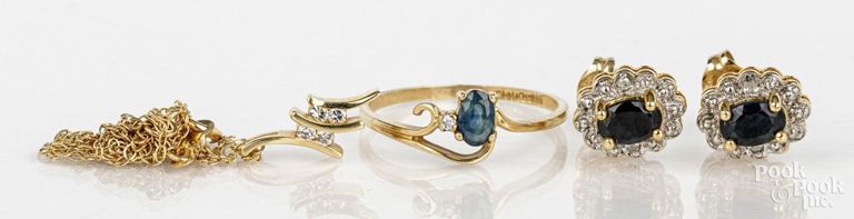 14k and 10k yellow gold sapphire and diamond jewelry set