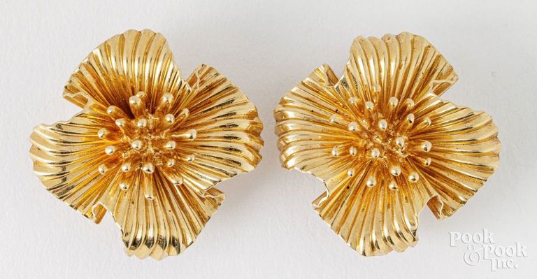 14k yellow gold flower clip earrings