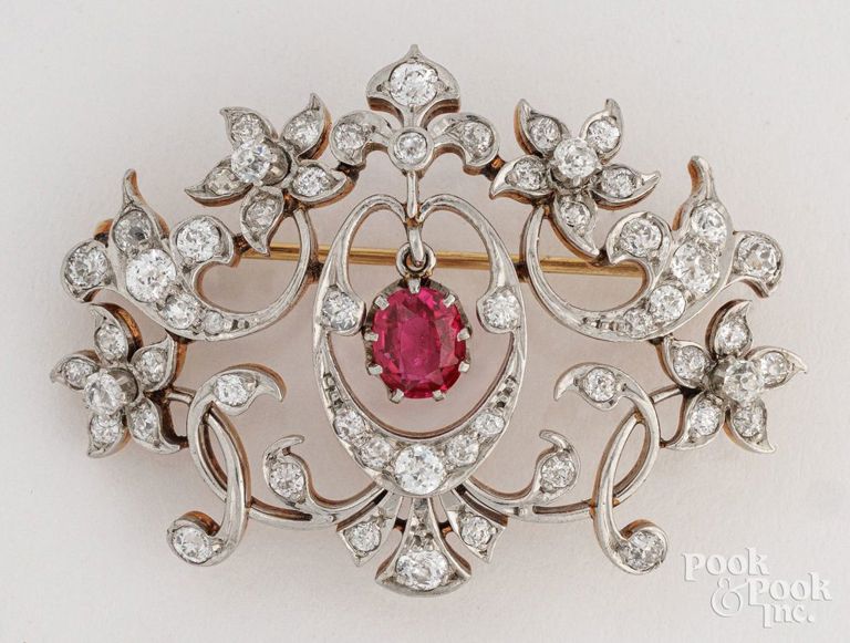 14k two-tone gold and platinum ruby and diamond brooch