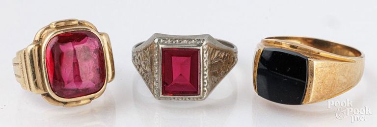 Three 10k gold rings