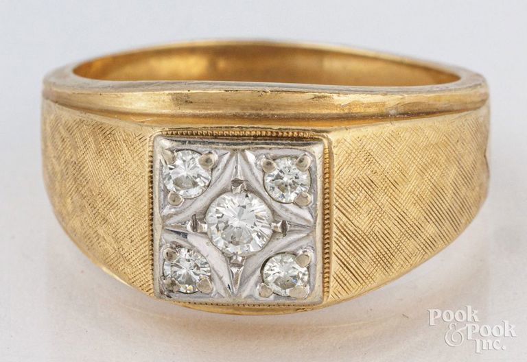 14k yellow gold diamond ring