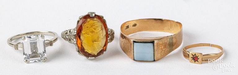 Four 14k gold rings