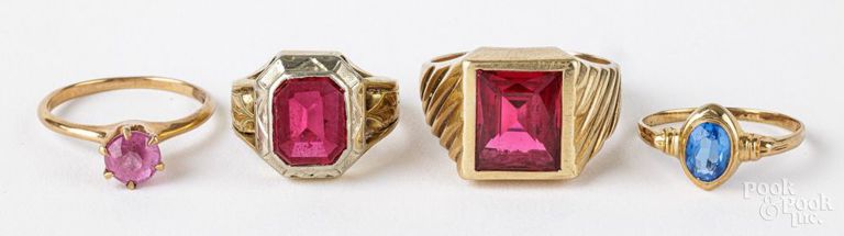 Four 10k gold rings