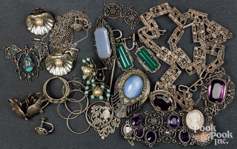 Silver jewelry set