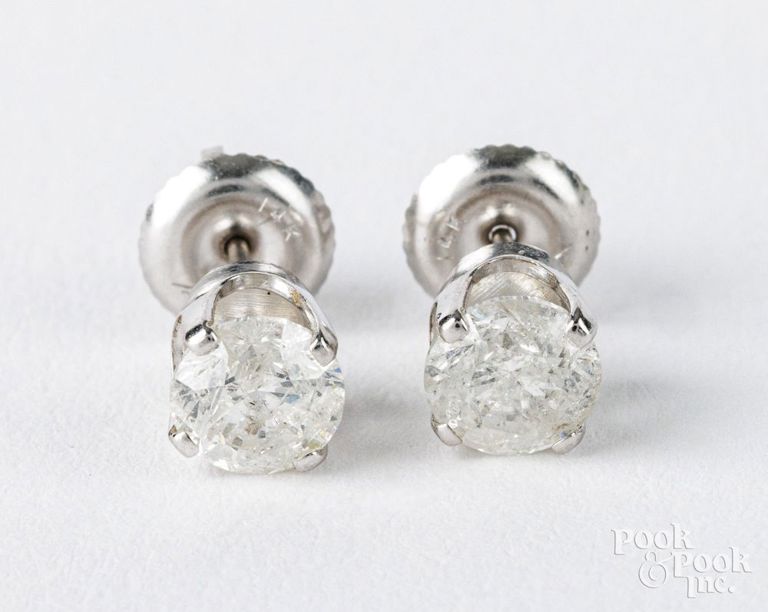 14k white gold diamond earrings