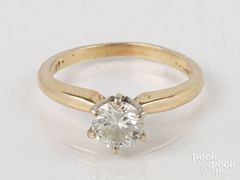 14k yellow gold diamond solitaire ring