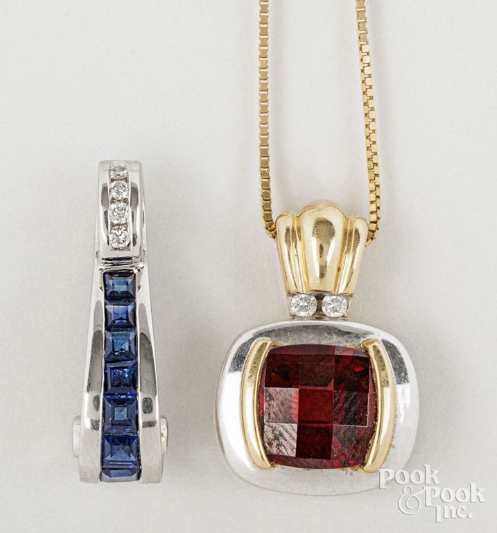 Gold and gemstone jewelry set