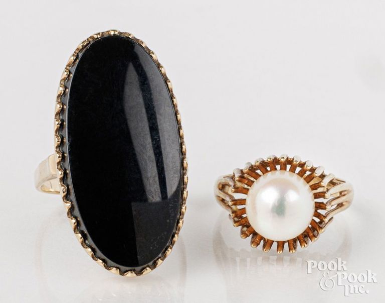 Two 10k yellow gold rings