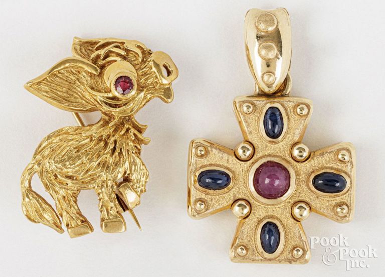 18k gold multistone pendant and ruby brooch