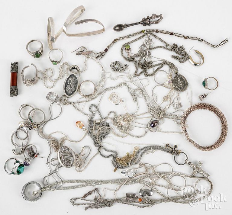 Silver jewelry set