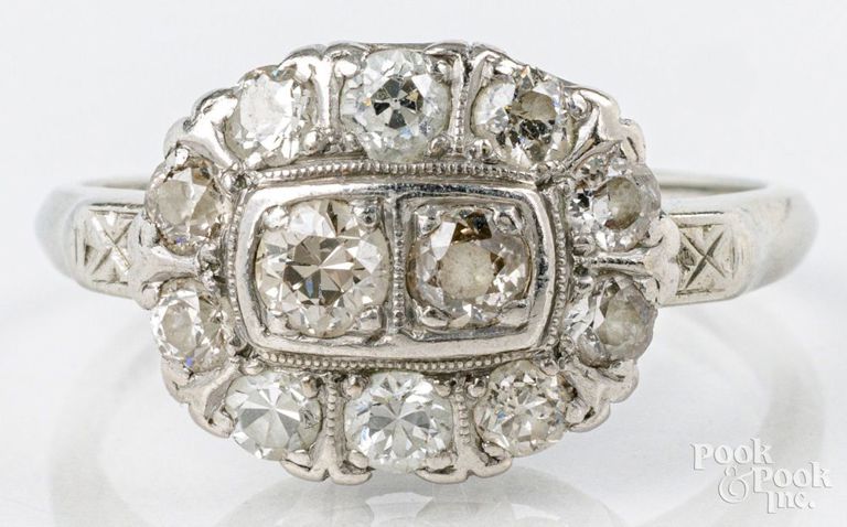 14k white gold diamond ring