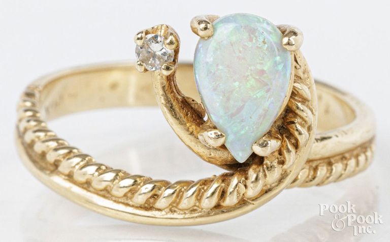 14k yellow gold opal and diamond ring