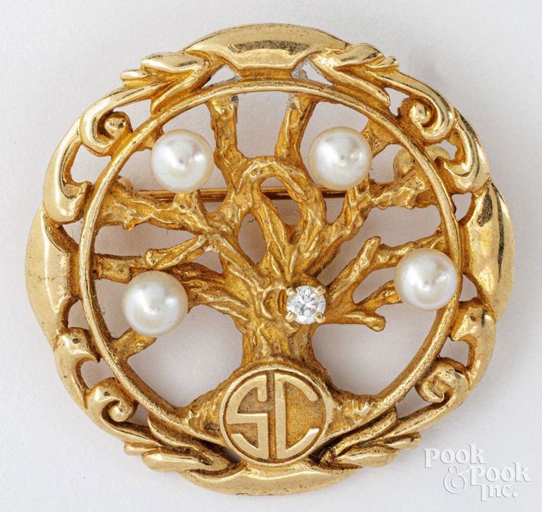 14k yellow gold diamond and pearl brooch