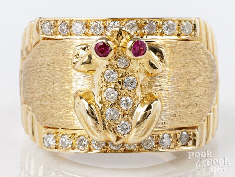 14k yellow gold diamond and ruby ring