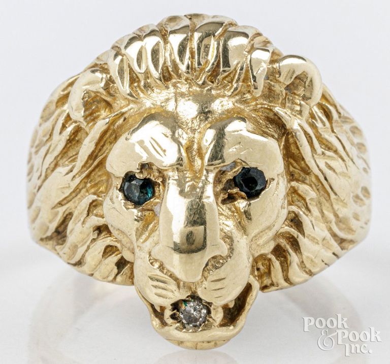 14k yellow gold diamond and sapphire ring