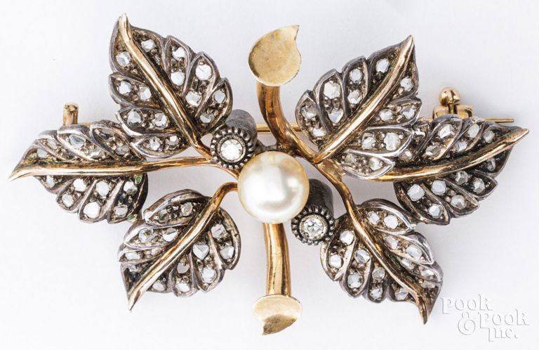 18k gold and silver diamond and pearl brooch
