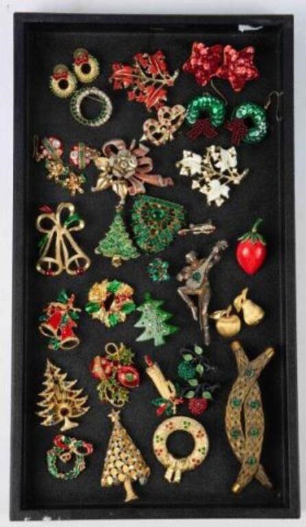 Mixed metal Christmas brooch set