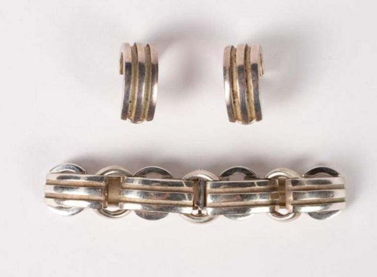 Sterling silver bracelet and earring set