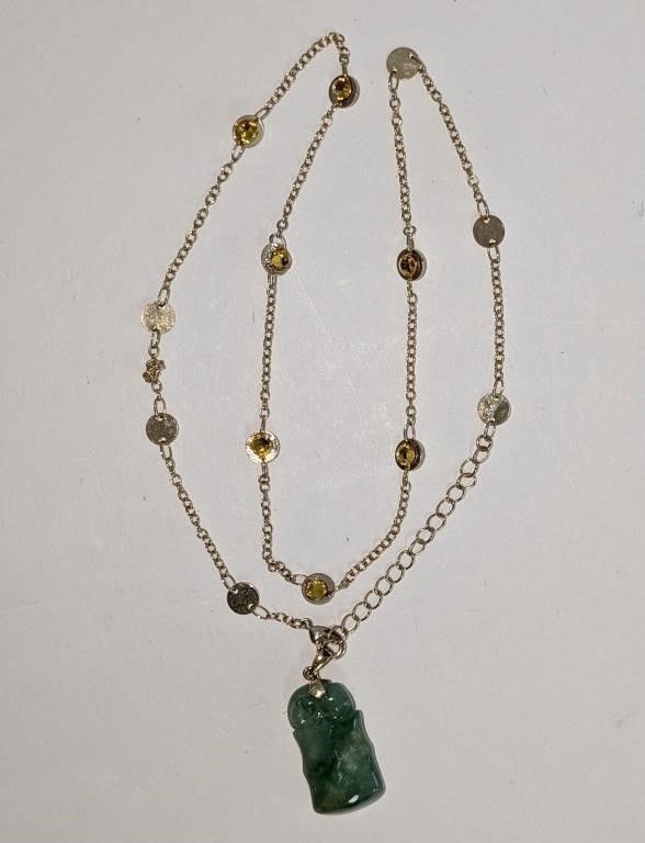 Antique Chinese jadeite pendant necklace