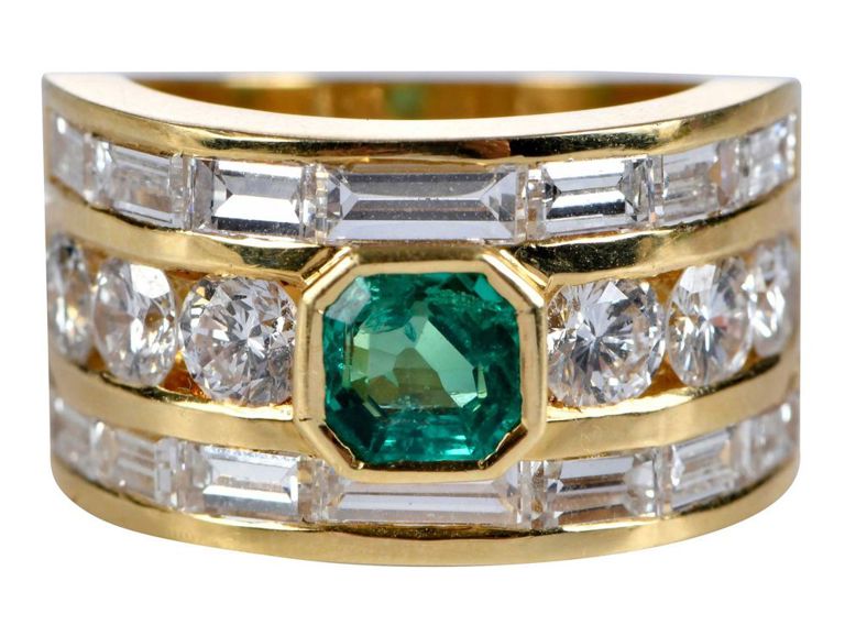 18k Gold Emerald and Diamond Ring