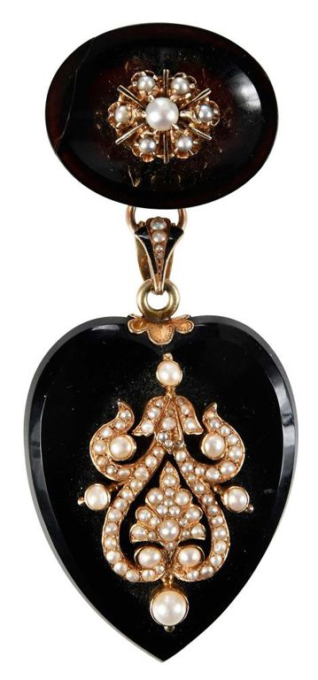 Victorian Gold Mourning Pearl Brooch