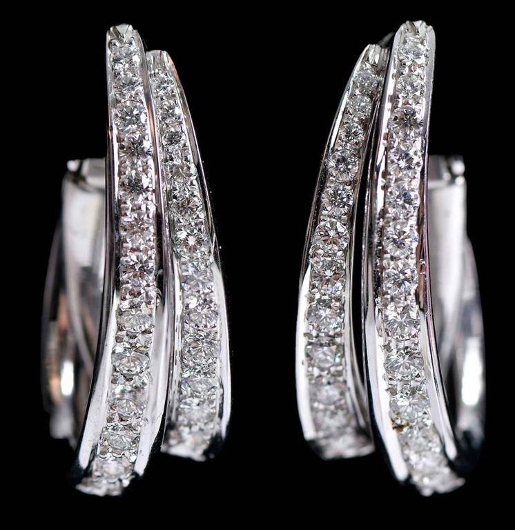 18k White Gold Diamond Double Hoop Earrings