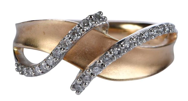 14k Gold Diamond Wave Ring