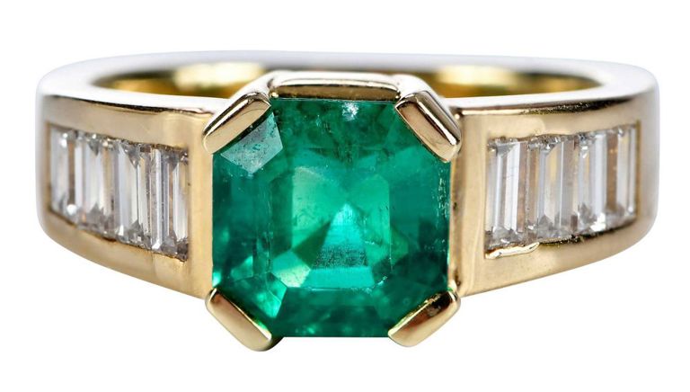 18k Gold Emerald and Diamond Ring