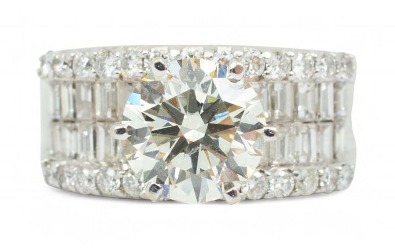 14k White Gold Diamond Ring