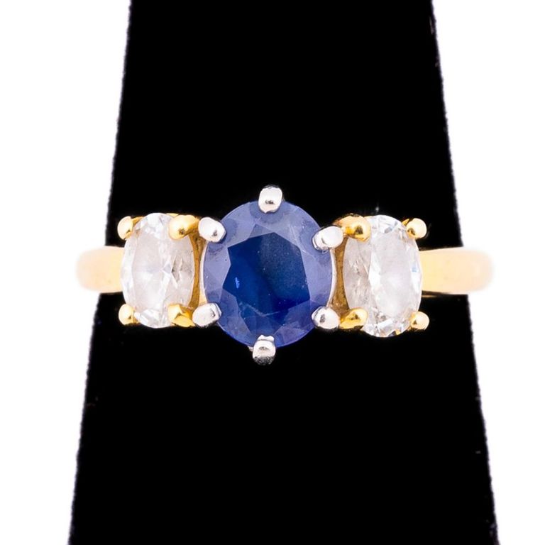 18k Gold and Platinum Sapphire and Diamond Ring