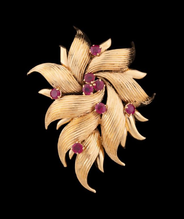 18k Yellow Gold Ruby Leaf Brooch