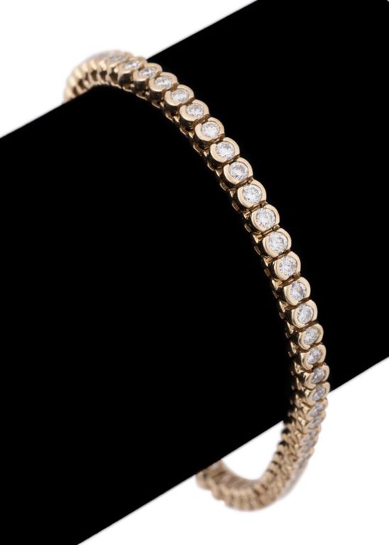 14k Yellow Gold Diamond Line Bracelet