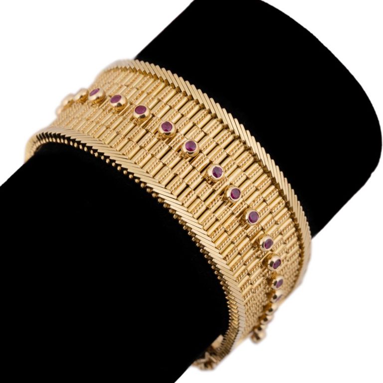 18k Yellow Gold Ruby Bracelet