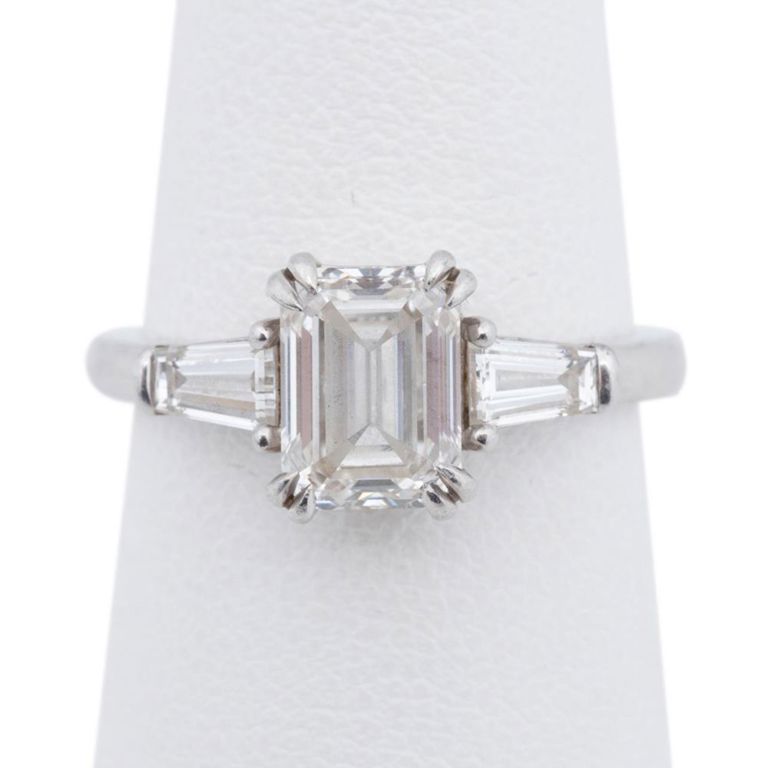 Platinum Diamond Engagement Ring