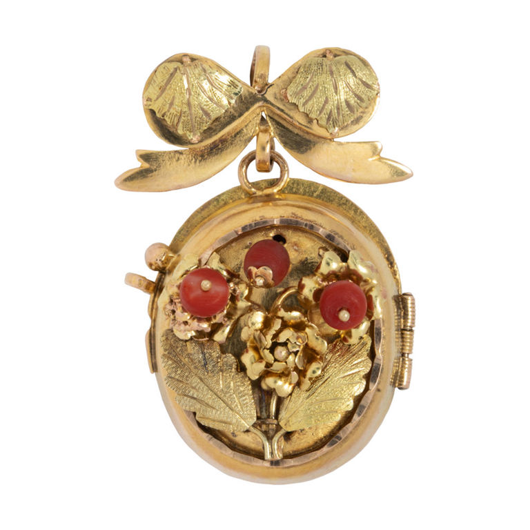 10k Gold Floral Locket Pendant