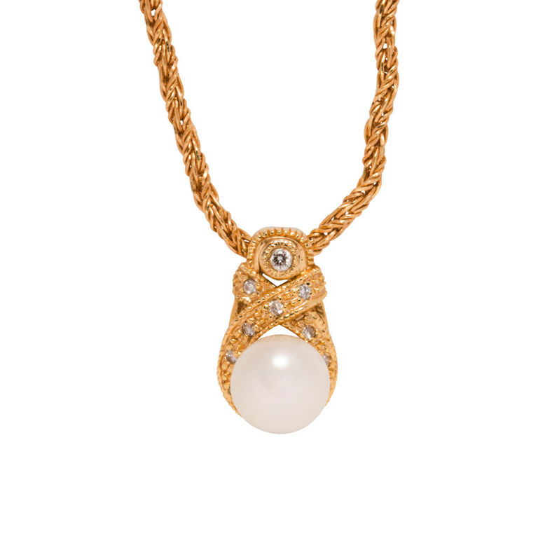 14k Gold Pearl and Diamond Pendant Necklace
