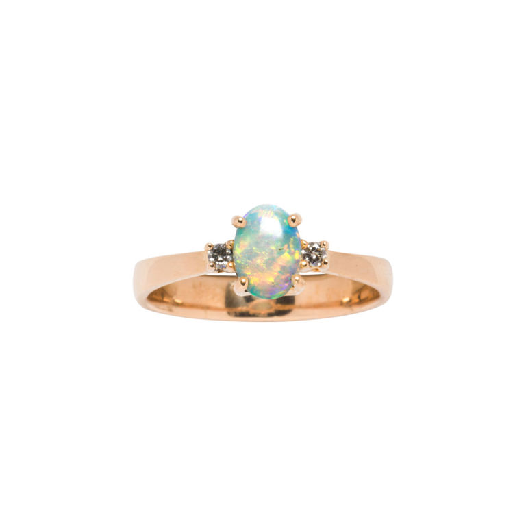 4k Gold Opal and Diamond Ring