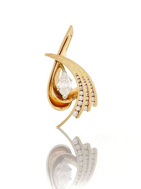 14k Yellow Gold Diamond Pendant