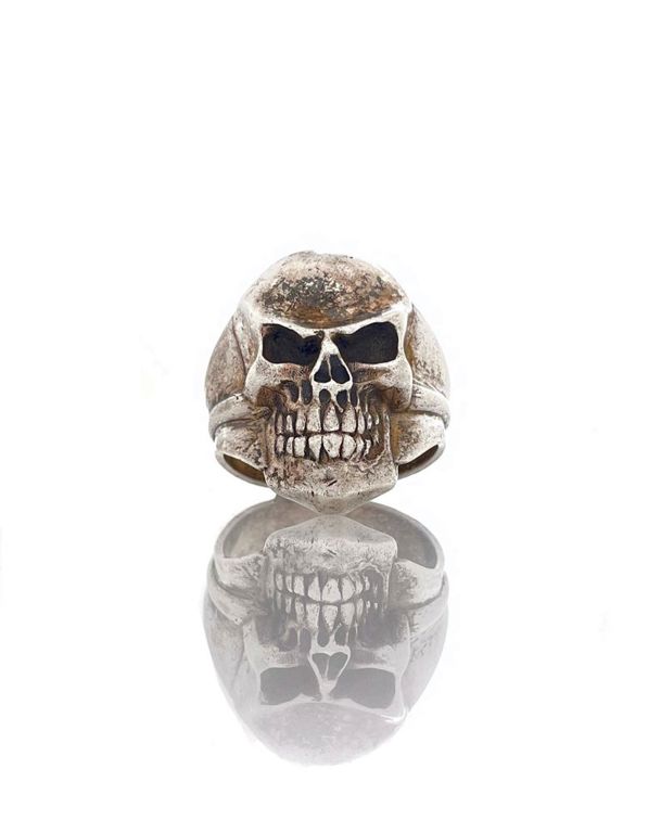 Silver Rockstar Skull Ring