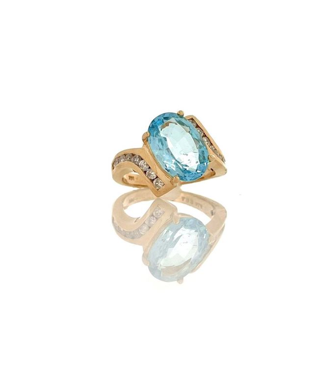 14k Gold Aquamarine Diamond Ring