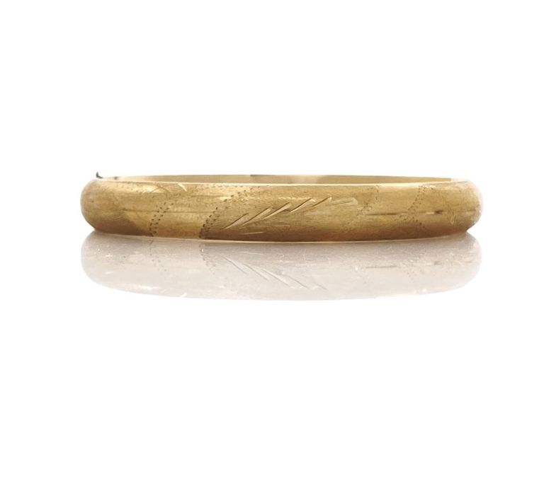 14k Gold Hinged Bangle