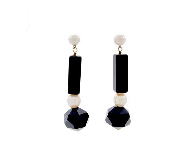 14k Gold Onyx Pearl Earrings