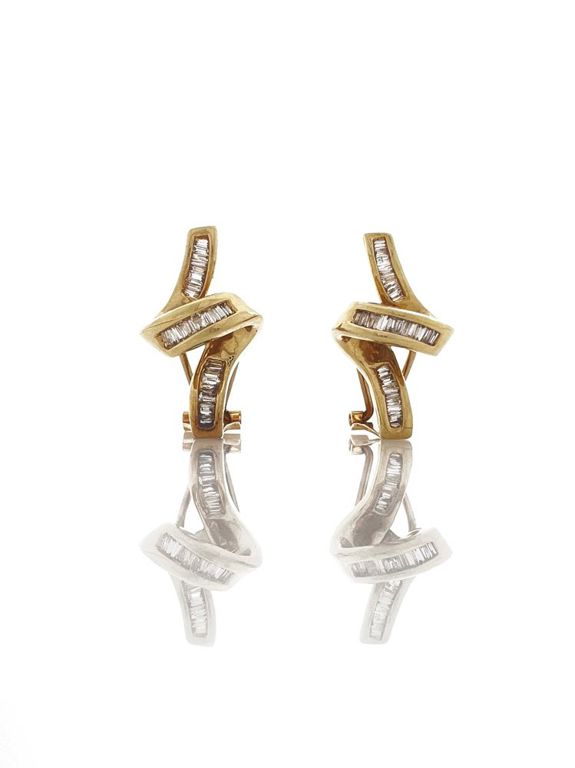 14k Gold Diamond Ribbon Earrings