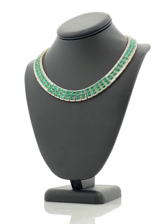 18k Gold Emerald Diamond Necklace