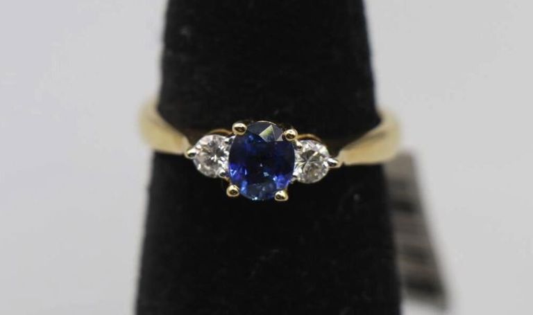 18k Yellow Gold Sapphire and Diamond Ring