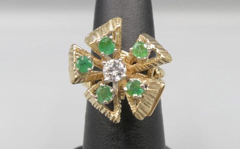 14k Yellow Gold Diamond and Emerald Ring