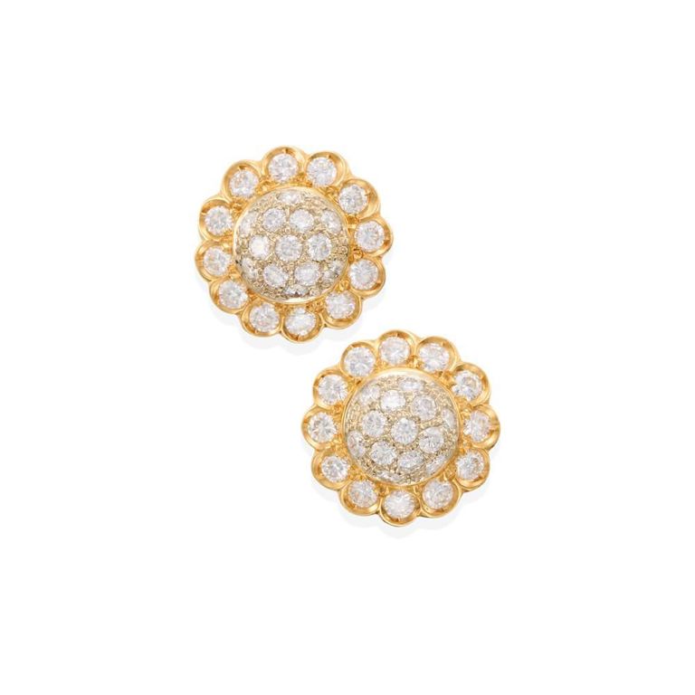 18k Gold Diamond Stud Earrings