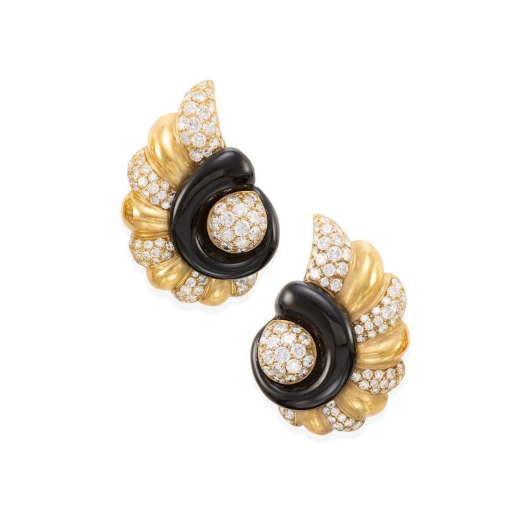 18k Gold Onyx and Diamond Earrings